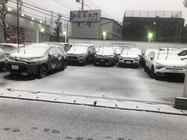 降雪に伴う短縮営業のお知らせ。