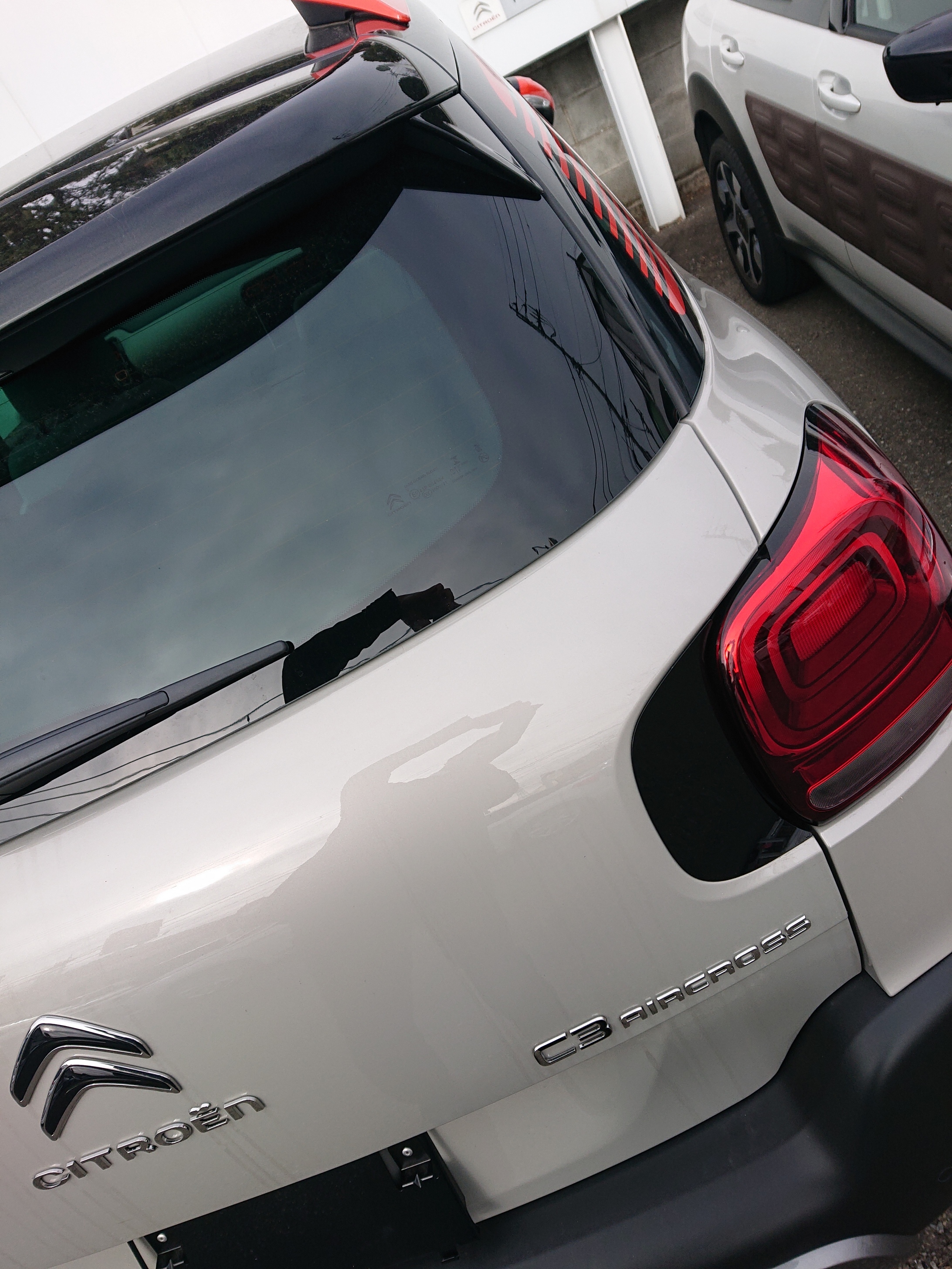 今週末だけの特選車！