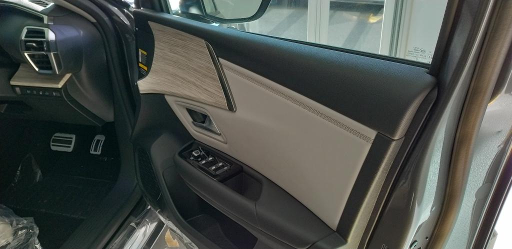 シトロエン「C5 X HYPNOS PLUG-IN HYBRID」ご紹介